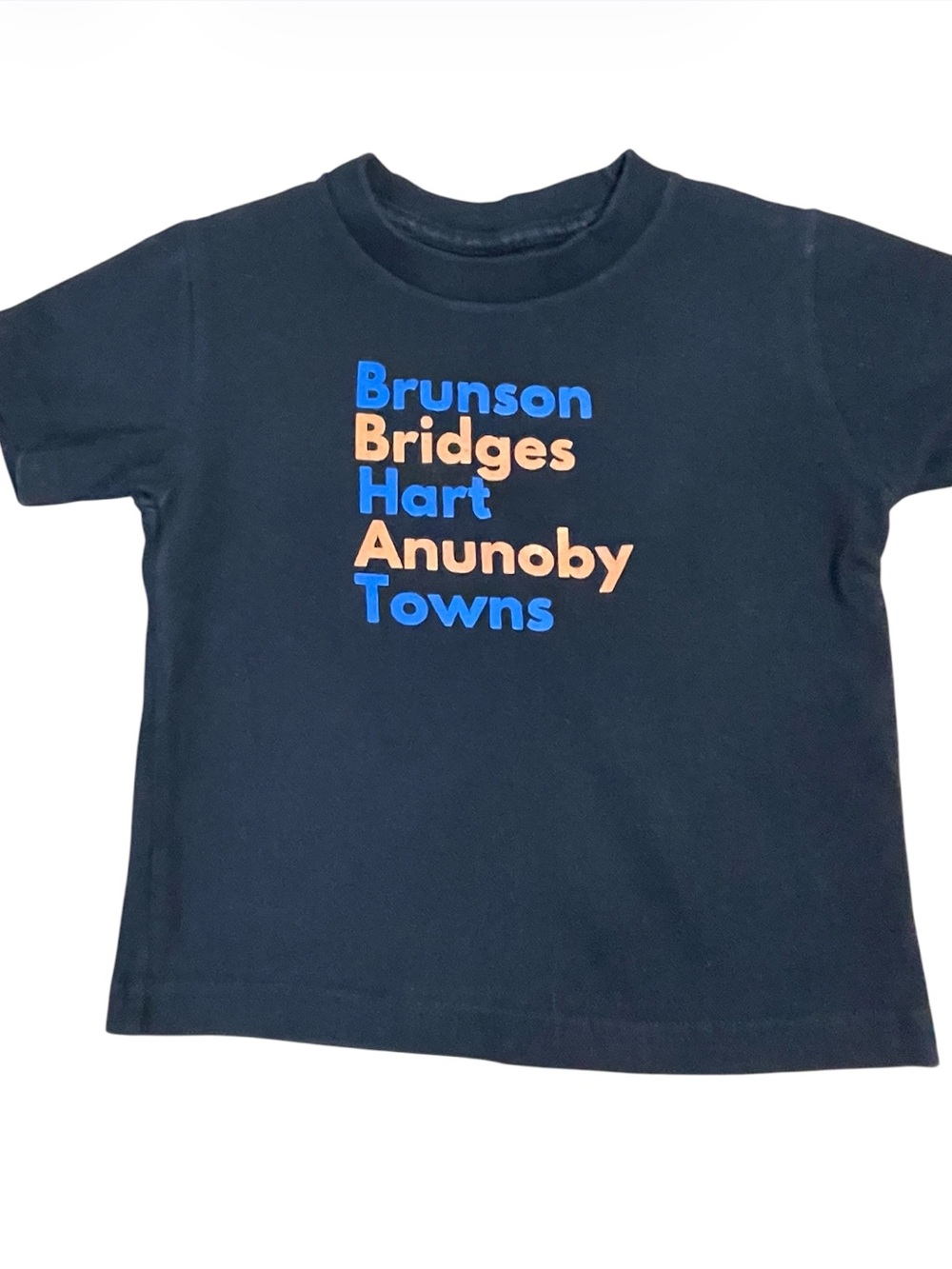 Black Short-Sleeve Kids Tee Featuring NY Knicks Players - Picture 5 of 5